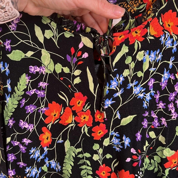 Maeve Black Floral Metallic Mixed Media Balloon Sleeves Top, Women’s Size Small - Picture 3 of 9